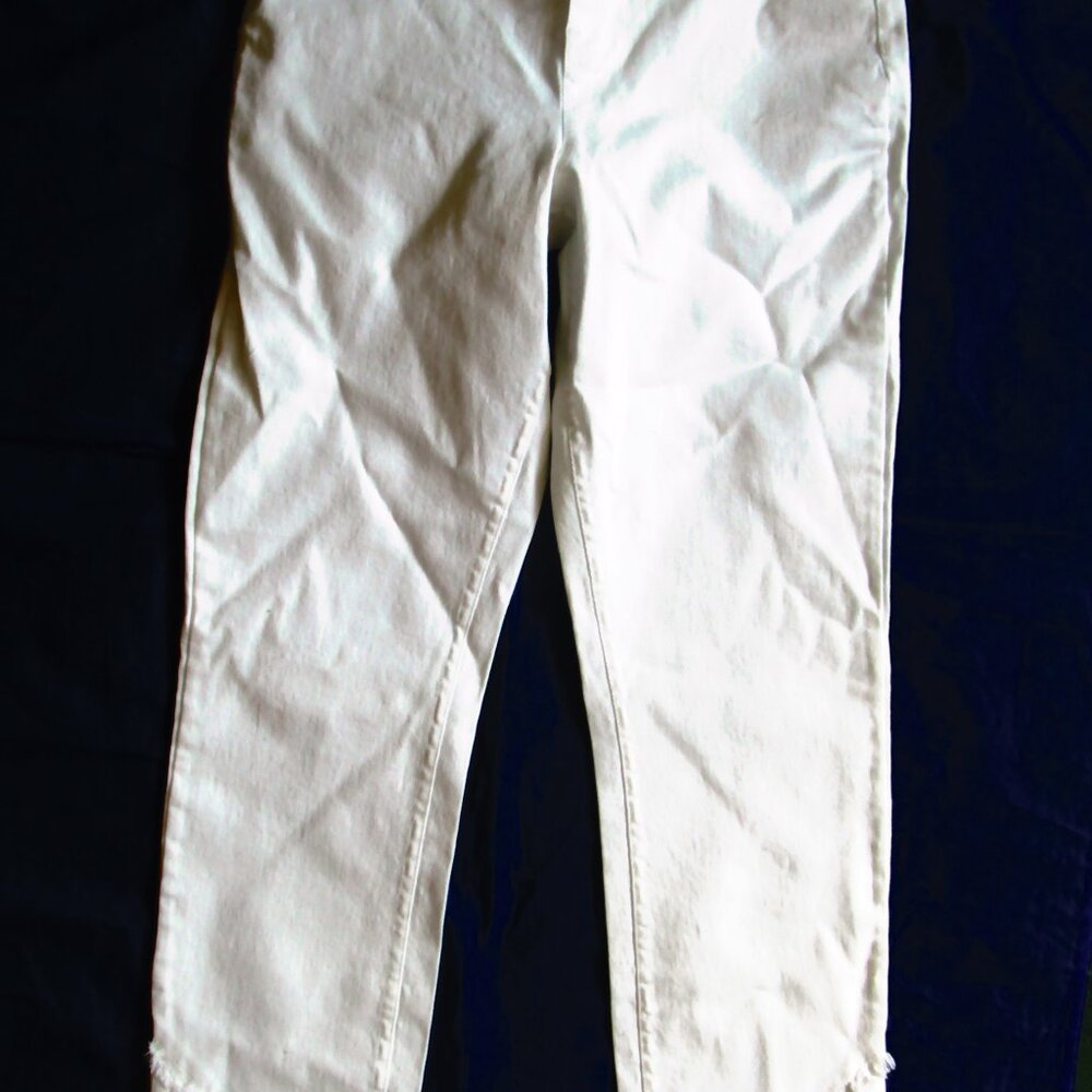 WOMEN'S WHITE JEANS-SMALL (4-6)-ZEZA B-NEW